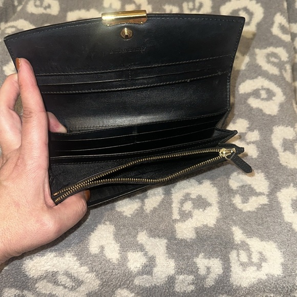 Vintage Burberry Wallet 😍 Used in Good Condition 😍 - Picture 17 of 17